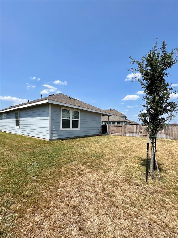 Building Photo - 208 Rollingwood Dr