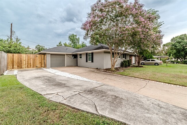 Primary Photo - 4606 Nina Lee Ln