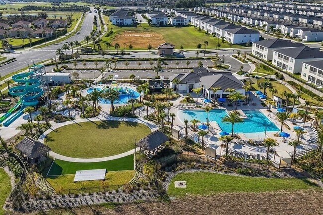 Building Photo - 9063 Dogleg Dr