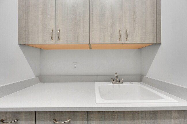 Building Photo - 13908 Vivant Dr