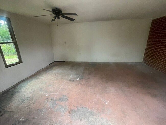 Building Photo - 504 Merrymont Dr