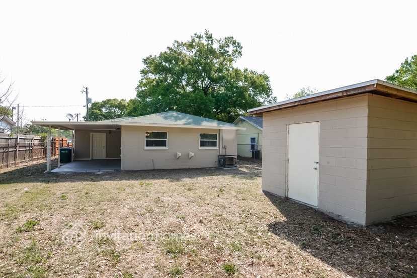 Building Photo - 3704 N Clearfield Ave