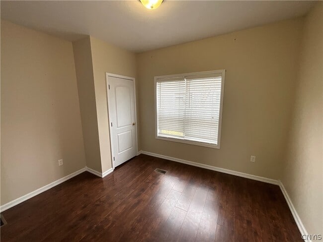 Building Photo - 222 Academy St