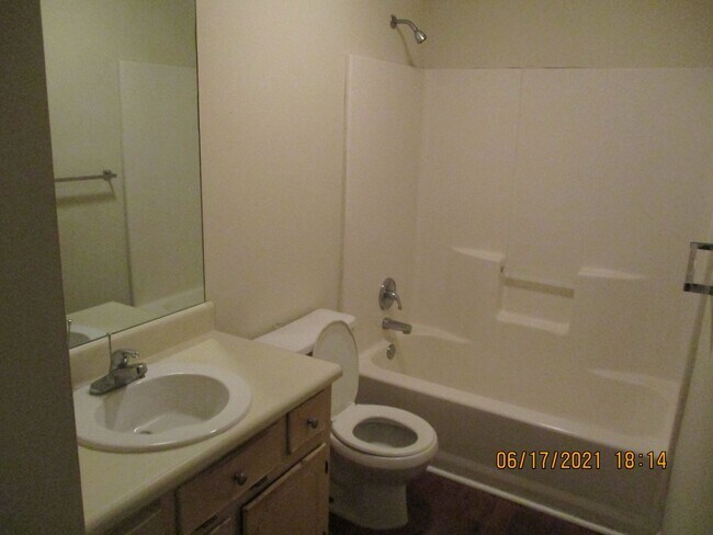 Building Photo - 2511 Cardinal St