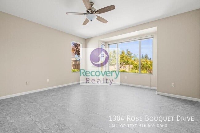 Building Photo - 1304 Rose Bouquet Dr