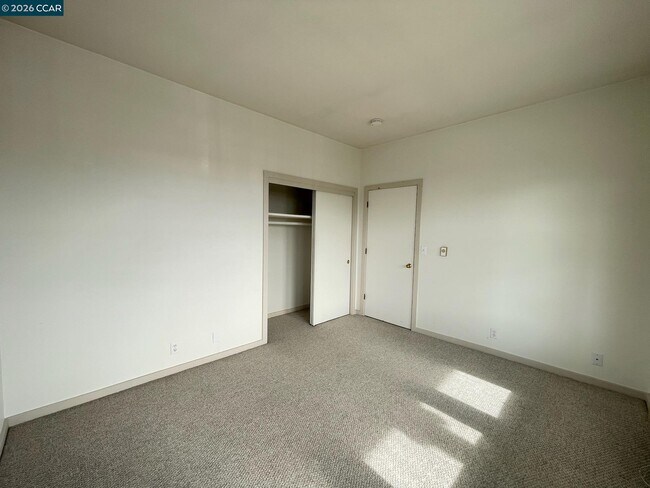 Building Photo - 216 Kentucky St