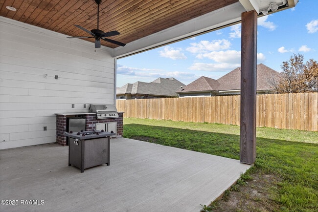 Building Photo - 109 Easy Rock Landing Dr