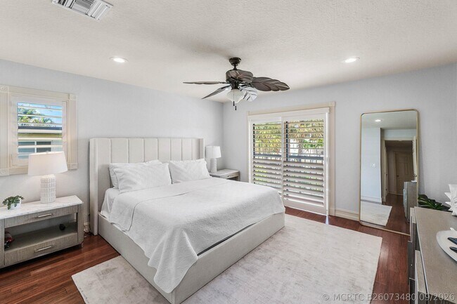 Building Photo - 1109 Bel Air Dr