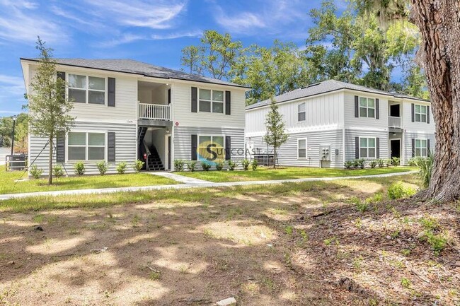 Building Photo - Welcome Home! 2bed/2bath in Mandrin Florida!