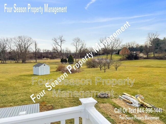 Building Photo - 10113 Mar Rock Dr