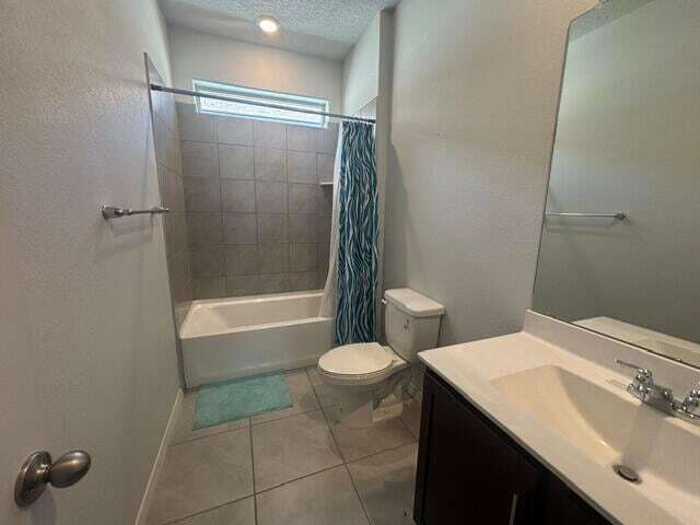 Building Photo - 1502 Calle Oeste NW