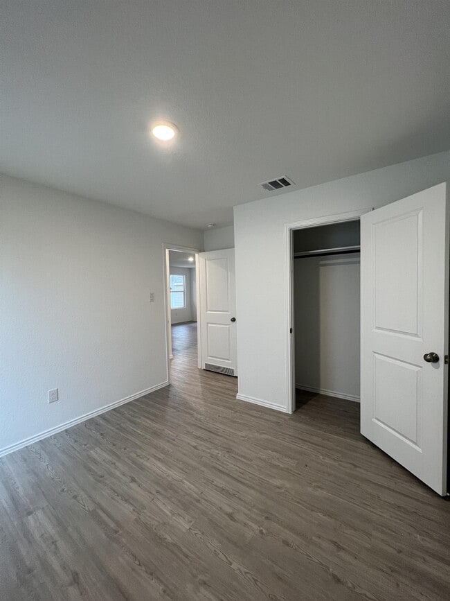 Building Photo - 14814 Dillard Ml