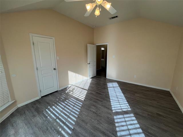 Building Photo - 104 Cinnamon Ct