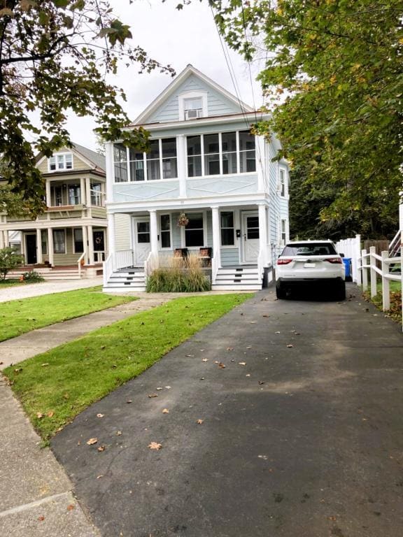 Primary Photo - 55 Ryckman Ave