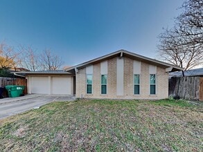 Building Photo - Newly Renovated Single Family Home | 3 BR/1.5BA | 2-Car Covered Parking | Covered Patio