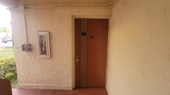 Building Photo - 8520 SW 149th Ave