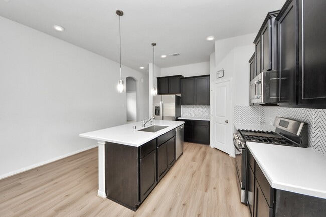 Building Photo - 804 Lake Lacosta Dr