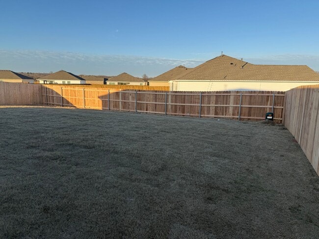 Building Photo - Beautiful 4 bed/2bath home in Broken Arrow...
