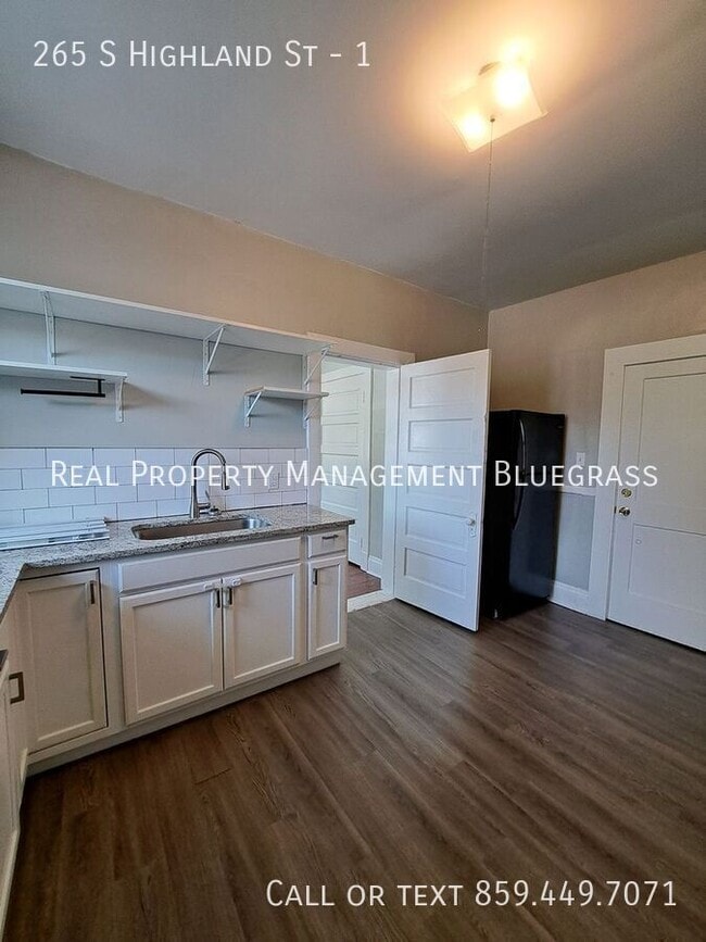 Building Photo - 265 S Highland St