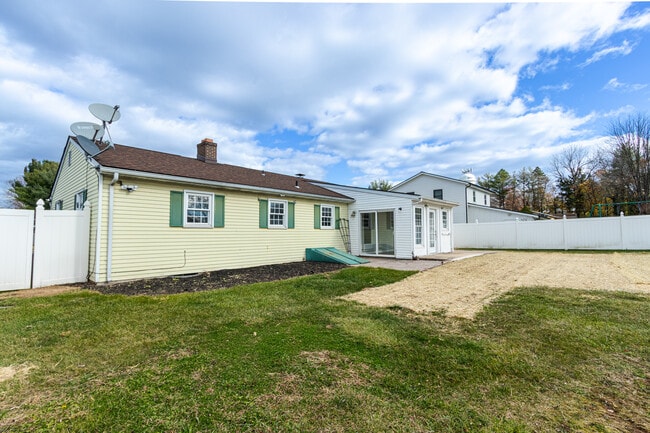 Building Photo - 3520 Tower Dr