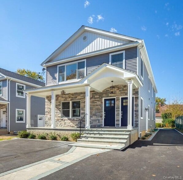 Building Photo - 201 Nassau Blvd