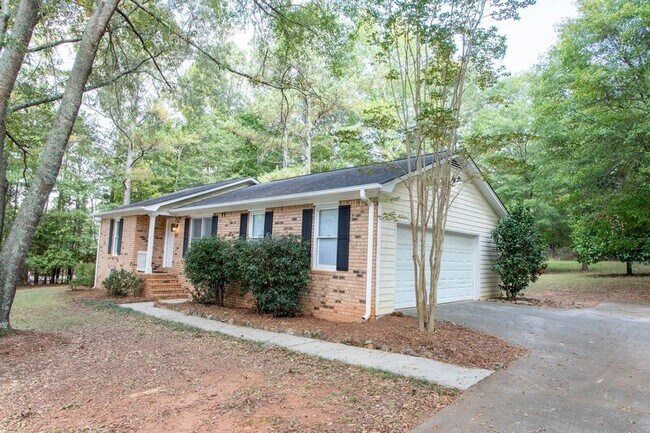 Building Photo - 321 Oak Meadows Dr