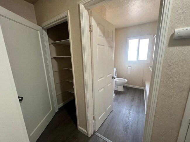 Building Photo - 215 Odessa Ave