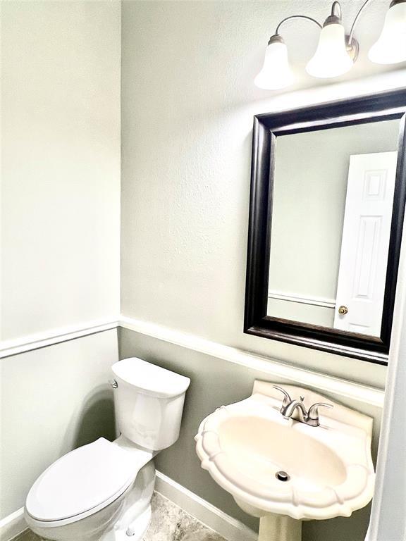 Building Photo - 10516 Dunham Forest Rd