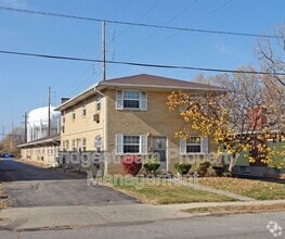 Building Photo - 2605 Revere Ave