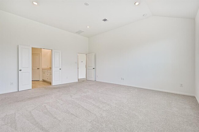 Building Photo - 2710 Meridian Spgs Dr