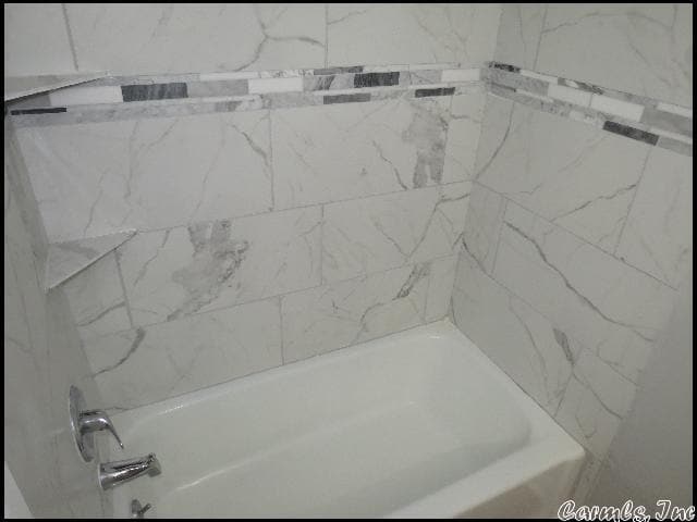 Building Photo - 52 Rosemont Dr