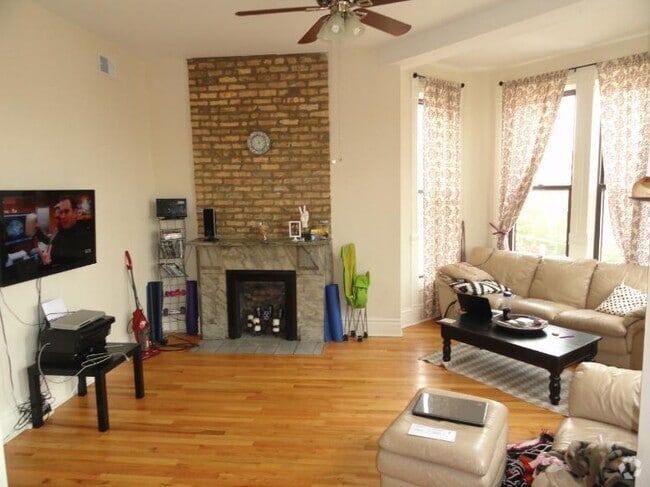 Building Photo - 1459 W Taylor St