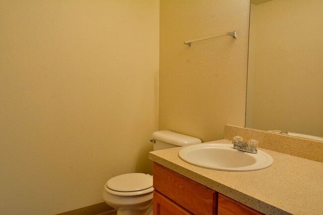 Building Photo - 20546 SW Lavender Ave
