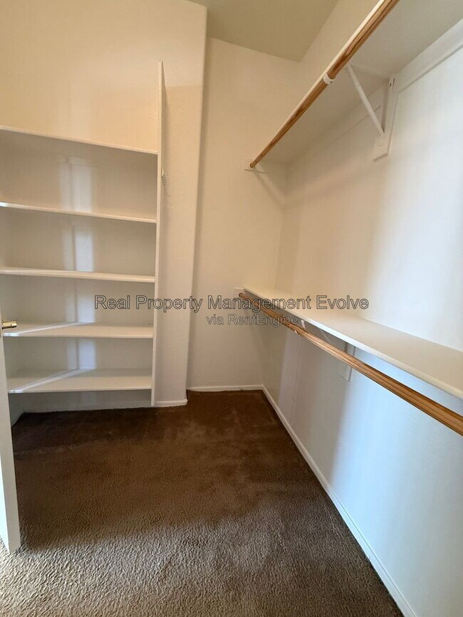 Building Photo - 4417 W St Kateri Dr