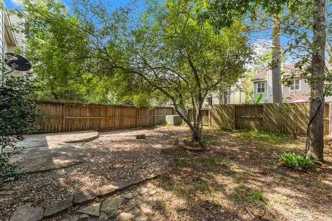 Building Photo - 15 Timberstar St