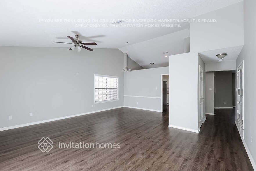 Building Photo - 3707 Seville Ln