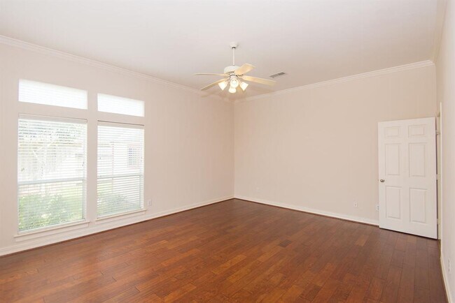 Building Photo - 2313 Echo Harbor Dr