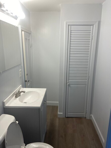 Bathroom with granite and tile shower - 71 Gough Ave
