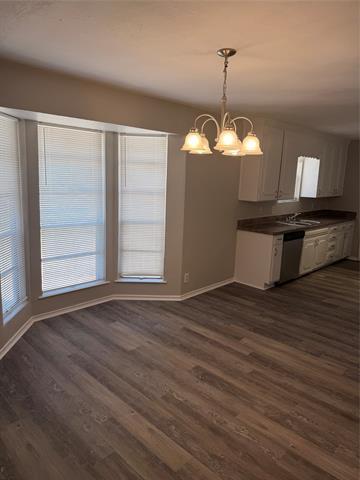 Building Photo - 5124 Bob Dr