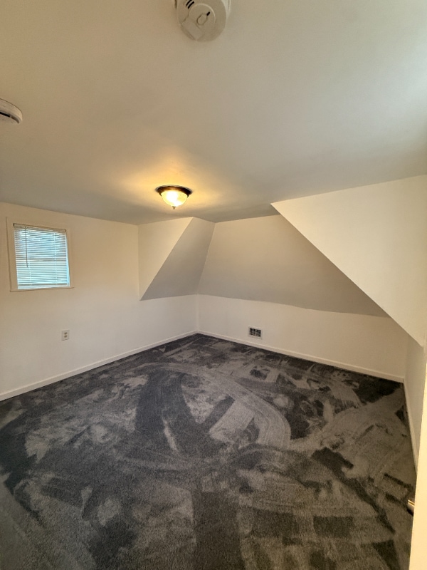 Building Photo - 24591 Valley Ave