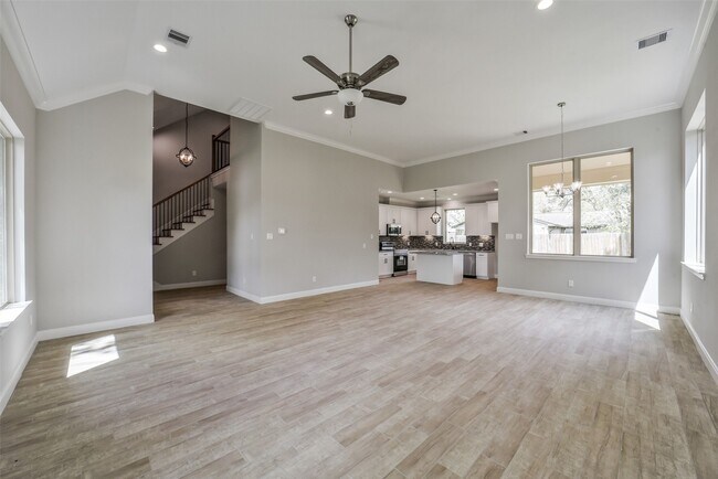 Building Photo - 6835 Tara Dr