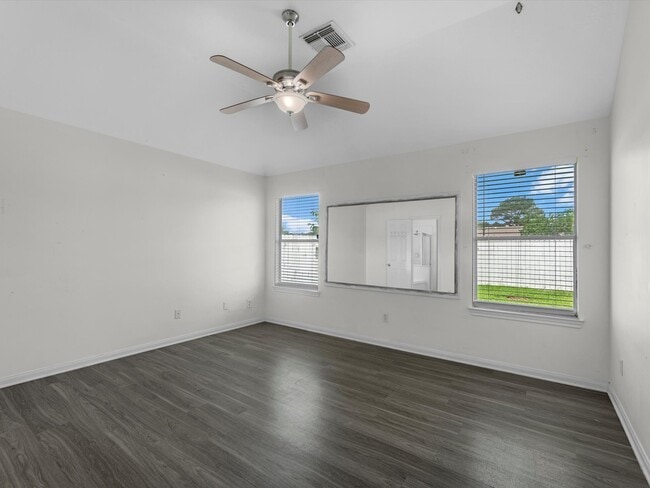 Building Photo - 18634 S Wimbledon Dr