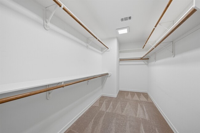 Building Photo - 5515 Crooms St