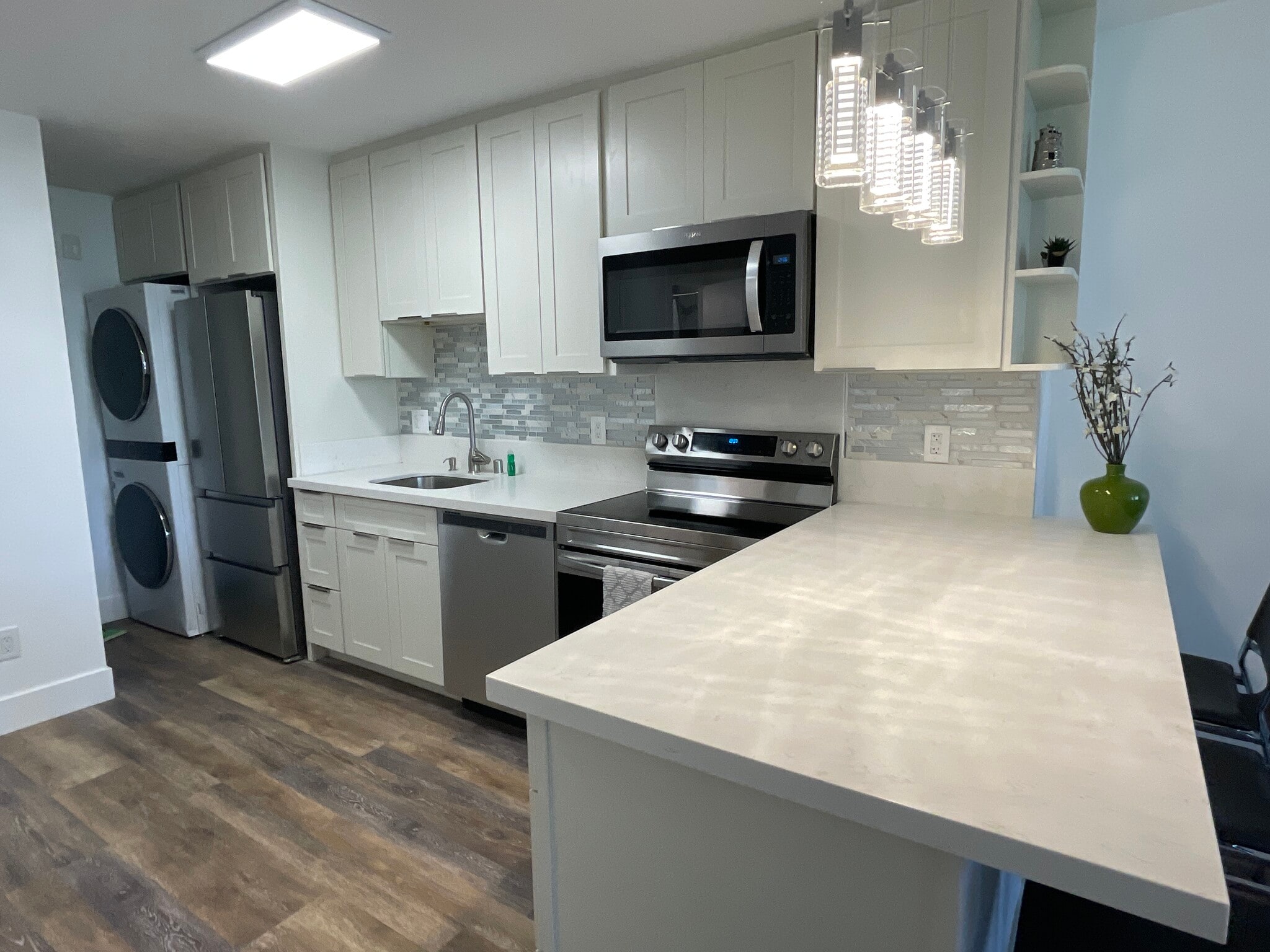 Building Photo - 435 Seaside Ave