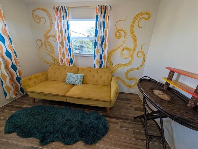 Building Photo - 402 Auburn Dr