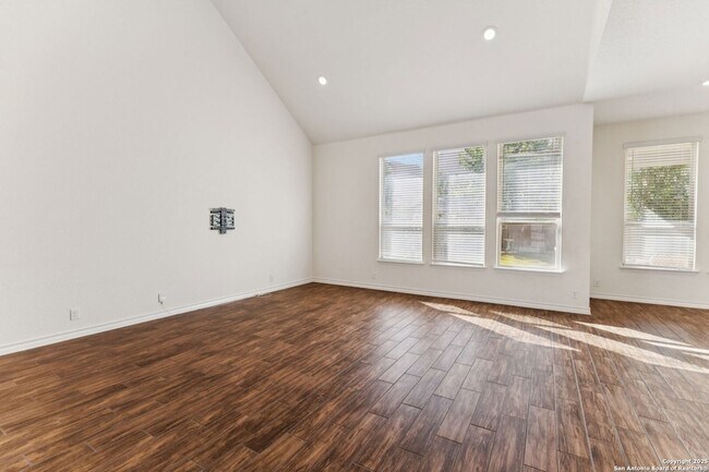 Building Photo - 12142 Buckaroo Ranch