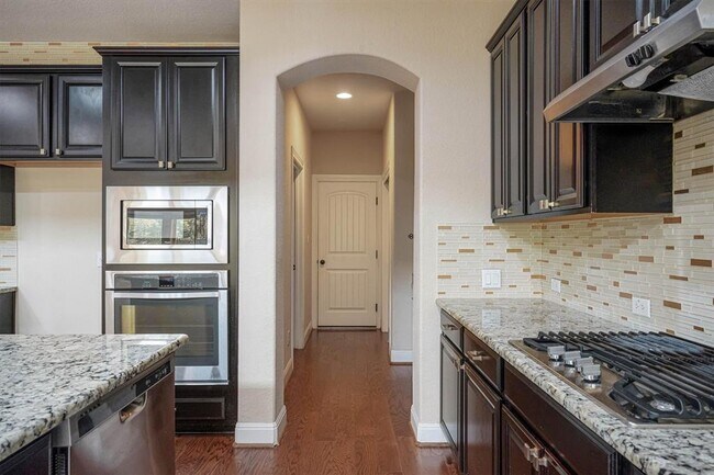 Building Photo - 5809 Viejo Dr