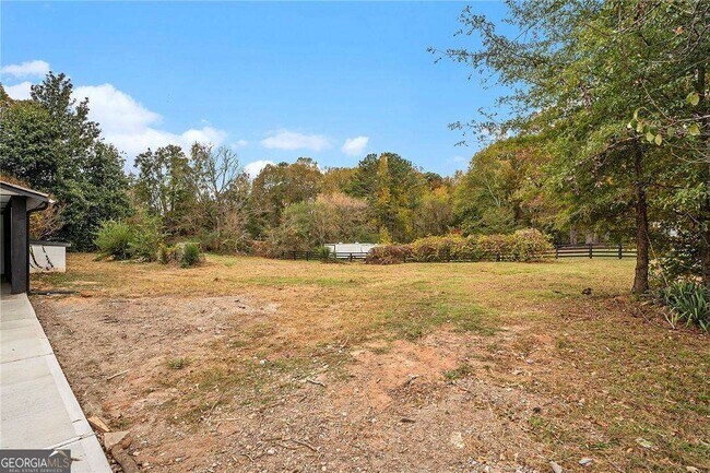 Building Photo - 6219 Heardsville Rd