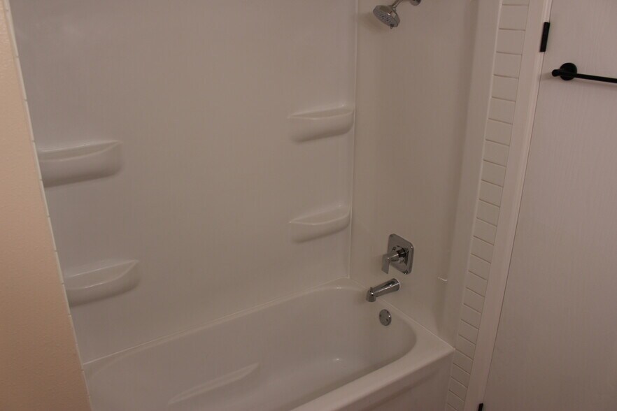 Bathroom - 1061 Terrace Dr
