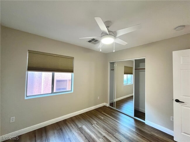 Building Photo - 10658 Little Horse Creek Ave